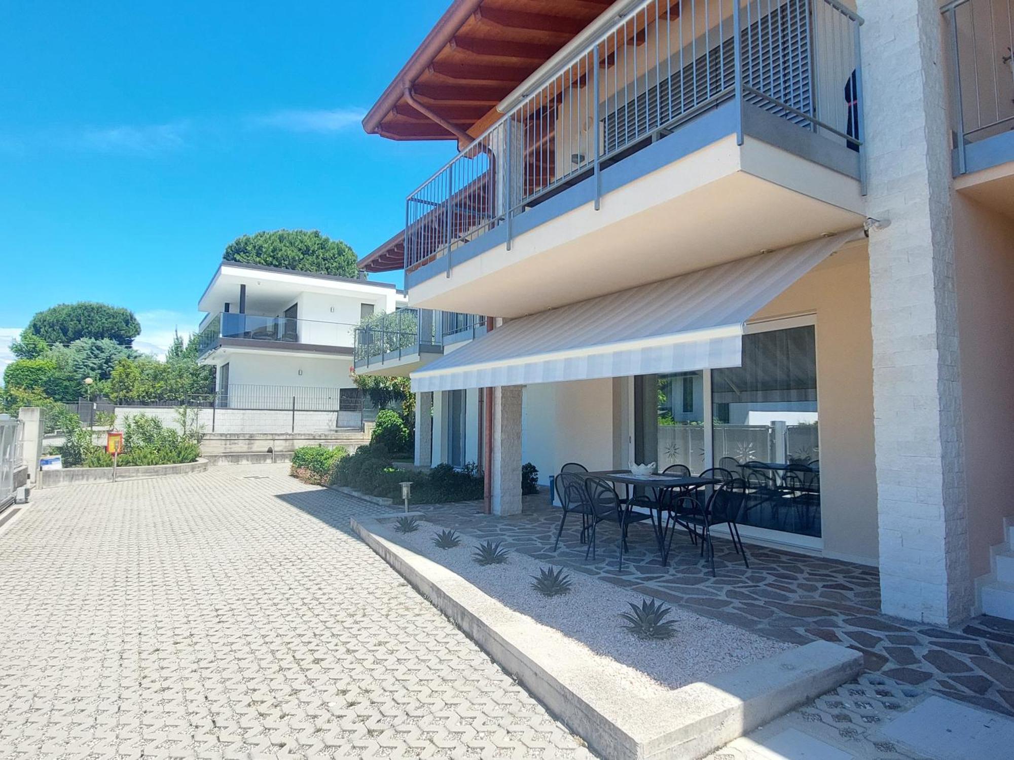 Apartment Brezza Di Lago - Regarda Travel Lazise Exteriér fotografie